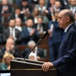 Erdoğan „Euch ist die Hosenschnur heruntergerutscht, ihr seid LGBT.“