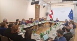 Treffen mit der Auslandspresse:  Warum steht Meinl-Reisingers Außenpolitik in der Kritik?